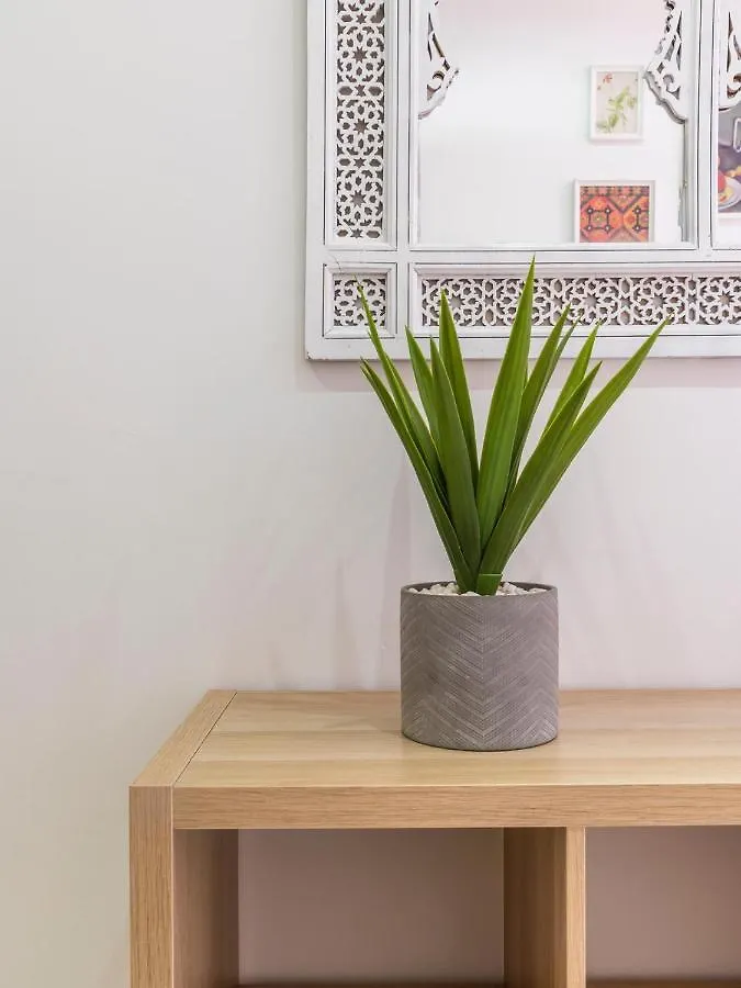 Flat With Ac, Wifi, Netflix, Balcony - 3 Min From The Beach Apartamento Armação de Pêra