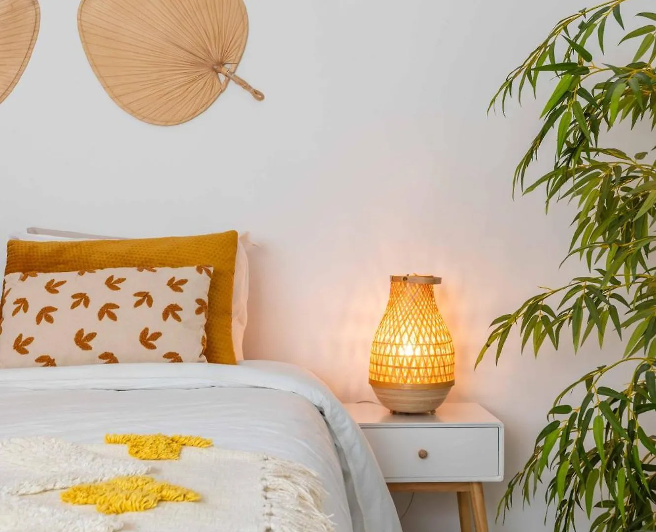 Flat With Ac, Wifi, Netflix, Balcony - 3 Min From The Beach Apartamento Armação de Pêra
